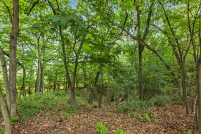 3515  Broken Bow Trl, Delafield, WI 53018 - Photo 39