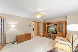 3515 Broken Bow Tr, Delafield, WI 53018 - Photo 31