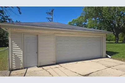 7017 N 85th St, Milwaukee, WI 53224 - Photo 19