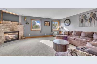 514 N Alverno Rd, Manitowoc Rapids, WI 54220 - Photo 9
