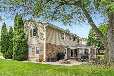 3322 S 121st St, West Allis, WI 53227 - Photo 59