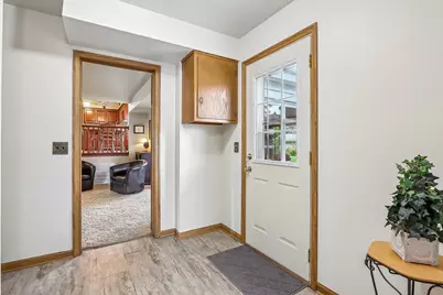 3322 S 121st St, West Allis, WI 53227 - Photo 51