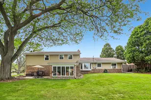 3322 S 121st St, West Allis, WI 53227 - Photo 63