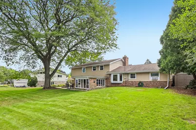 3322 S 121st St, West Allis, WI 53227 - Photo 67