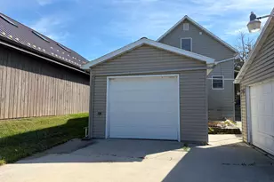 2018 Jackson St, Two Rivers, WI 54241 - Photo 37