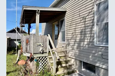 2018  Jackson St, Two Rivers, WI 54241 - Photo 23