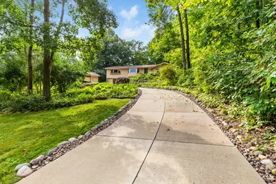 N31W22025  Shady Ln, Pewaukee, WI 53072 - Photo 41