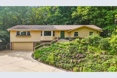 N31W22025  Shady Ln, Pewaukee, WI 53072 - Photo 1