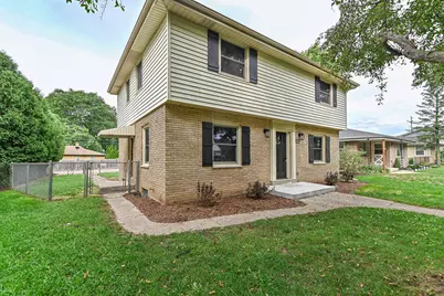 2225 N 103rd St, Wauwatosa, WI 53226 - Photo 41