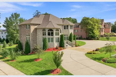 18250  Prairie Falcon Ln, Brookfield, WI 53045 - Photo 3