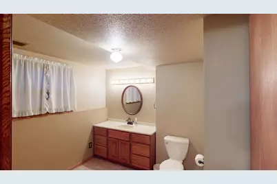 724  Well St, Onalaska, WI 54650 - Photo 29