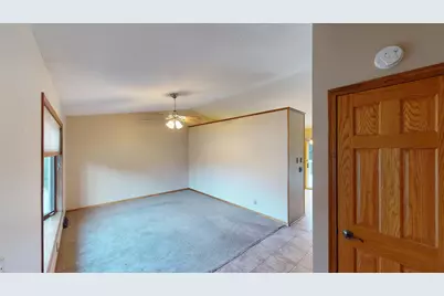 724  Well St, Onalaska, WI 54650 - Photo 5