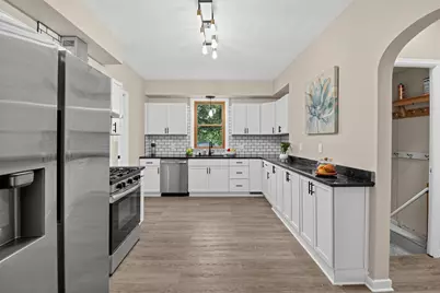 324  Conkey St, Burlington, WI 53105 - Photo 7