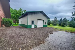 W18984 Saw Mill Rd, Caledonia, WI 54630 - Photo 9
