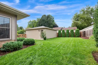 1305 N 119th St, Wauwatosa, WI 53226 - Photo 25