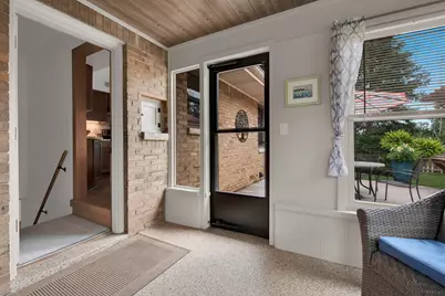 1305 N 119th St, Wauwatosa, WI 53226 - Photo 23