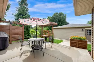 1305 N 119th St, Wauwatosa, WI 53226 - Photo 25