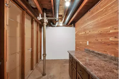 1305 N 119th St, Wauwatosa, WI 53226 - Photo 21