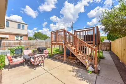 2426 S 73rd St, West Allis, WI 53219 - Photo 25