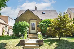 2426 S 73rd St, West Allis, WI 53219 - Photo 1