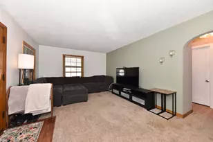 2426 S 73rd St, West Allis, WI 53219 - Photo 5