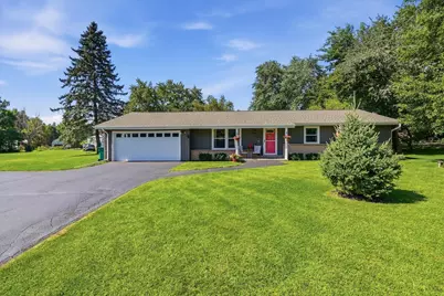 W277S8935  Hilltop Ln, Vernon, WI 53149 - Photo 3
