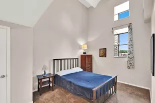 270 E Highland Ave, Milwaukee, WI 53202 - Photo 7