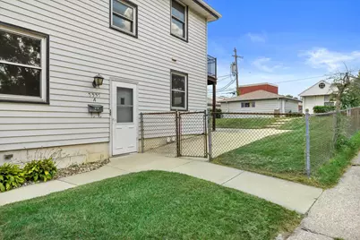 3332 S Burrell St #3332A, Milwaukee, WI 53207 - Photo 37