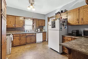 114 W Montgomery St, Sparta, WI 54656 - Photo 9