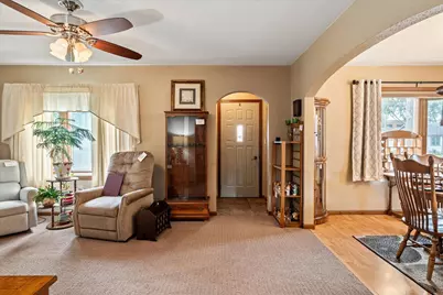 2126  16th St, La Crosse, WI 54601 - Photo 3