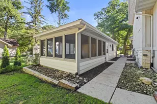 709 Manor Dr, Twin Lakes, WI 53181 - Photo 29