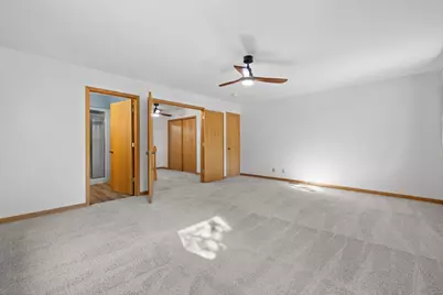 709  Manor Dr, Twin Lakes, WI 53181 - Photo 13
