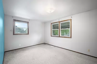 6888  Enge Dr, Newburg, WI 53090 - Photo 11