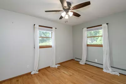 807  Meadowbrook Dr, West Bend, WI 53090 - Photo 15