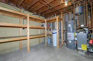 807 Meadowbrook Dr, West Bend, WI 53090 - Photo 29