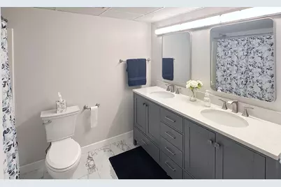 1633 N Prospect Ave #5D, Milwaukee, WI 53202 - Photo 27