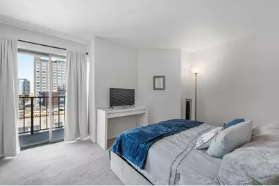 1633 N Prospect Ave #5D, Milwaukee, WI 53202 - Photo 23
