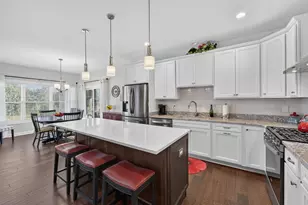 551 N Stone Ridge Dr, Lake Geneva, WI 53147 - Photo 9