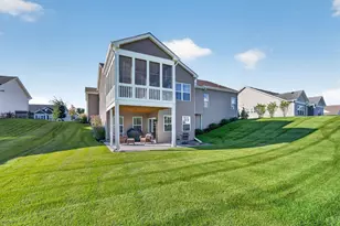 551 N Stone Ridge Dr, Lake Geneva, WI 53147 - Photo 31