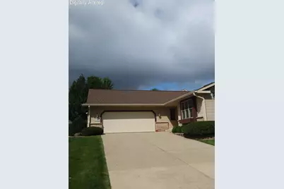N66W15400  Raven Way Dr, Menomonee Falls, WI 53051 - Photo 3