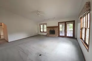 N66W15400 Raven Way Dr, Menomonee Falls, WI 53051 - Photo 13