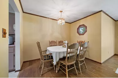 16755 W Hearthside Dr, New Berlin, WI 53151 - Photo 5