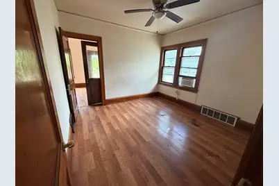 1718 W Capitol Dr #1720, Milwaukee, WI 53206 - Photo 13
