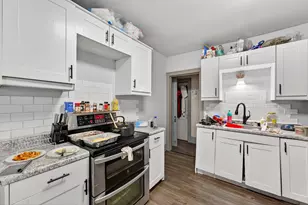 1718 W Capitol Dr, Milwaukee, WI 53206 - Photo 9