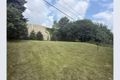 5435 S 15th Pl, Milwaukee, WI 53221 - Photo 21