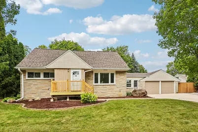 W73N917  London Ct, Cedarburg, WI 53012 - Photo 3