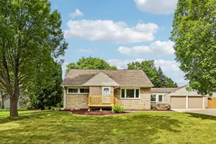 W73N917 London Ct, Cedarburg, WI 53012 - Photo 61