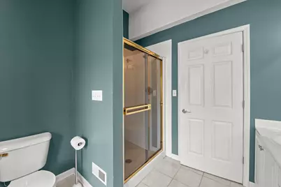 1523 N Marshall St, Milwaukee, WI 53202 - Photo 25