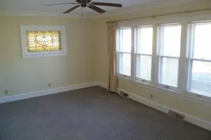 1755 S 73rd St, West Allis, WI 53214 - Photo 5