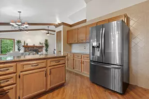 717 Mansfield Cir, Hartland, WI 53029 - Photo 31